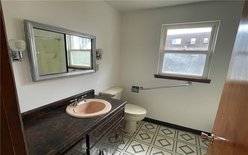234 McKean Ave., Donora, 15033, 3 Bedrooms Bedrooms, 9 Rooms Rooms,2 BathroomsBathrooms,Residential,For Sale,McKean Ave.,1696667