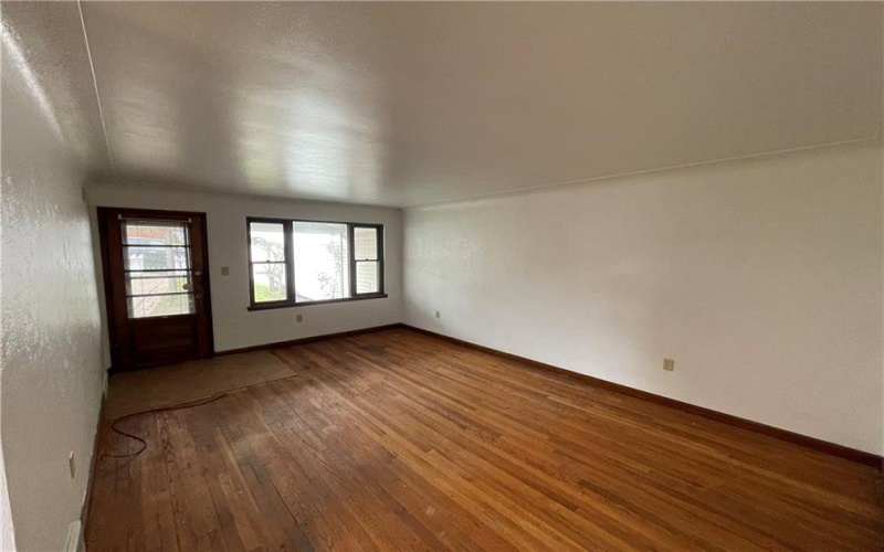 234 McKean Ave., Donora, 15033, 3 Bedrooms Bedrooms, 9 Rooms Rooms,2 BathroomsBathrooms,Residential,For Sale,McKean Ave.,1696667