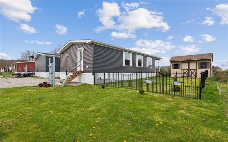 528 Overlook Dr, 15628, 15628, 2 Bedrooms Bedrooms, ,1 BathroomBathrooms,Residential,For Sale,Overlook Dr,1695278