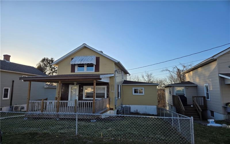 335 Main St, Richeyville, 15358, 3 Bedrooms Bedrooms, 5 Rooms Rooms,1 BathroomBathrooms,Residential,For Sale,Main St,1696594