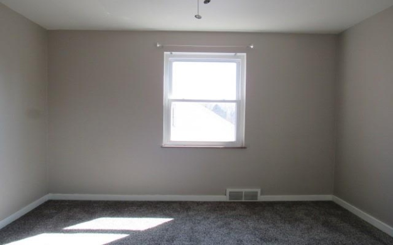 409 Derrick Avenue, Uniontown, 15401, 3 Bedrooms Bedrooms, 7 Rooms Rooms,1.1 BathroomsBathrooms,Residential,For Sale,Derrick Avenue,1696792