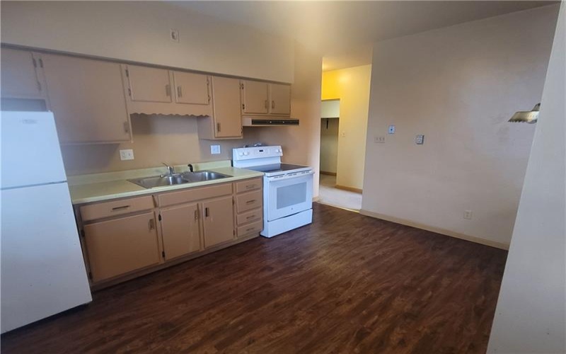404 E Beau St, Washington, 15301, 1 Bedroom Bedrooms, ,1 BathroomBathrooms,Lease,For Sale,E Beau St,1696803