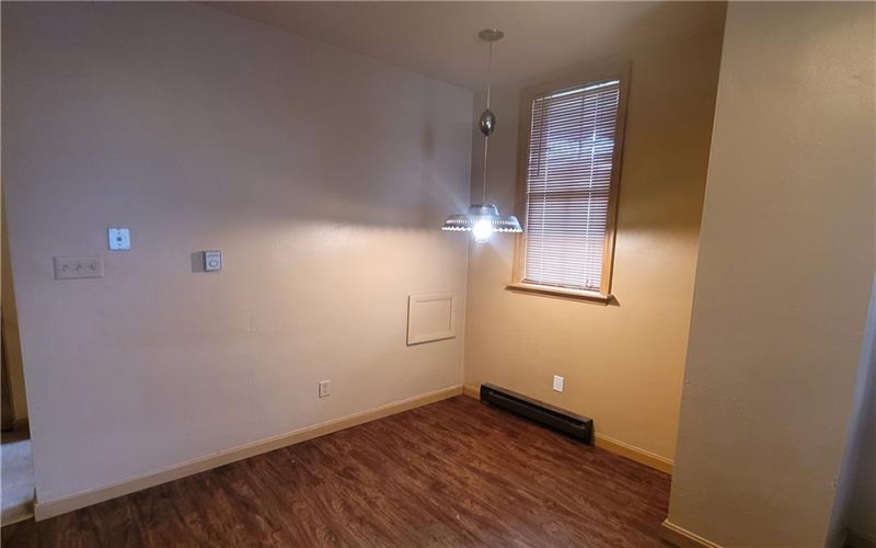 404 E Beau St, Washington, 15301, 1 Bedroom Bedrooms, ,1 BathroomBathrooms,Lease,For Sale,E Beau St,1696803