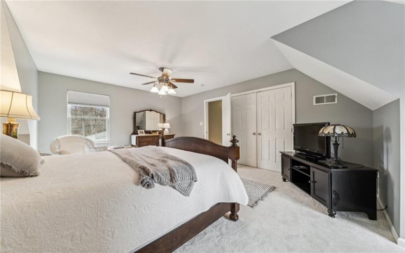152 Killarney Rd, Mill Run, 15464, 3 Bedrooms Bedrooms, 5 Rooms Rooms,2.1 BathroomsBathrooms,Residential,For Sale,Killarney Rd,1696821