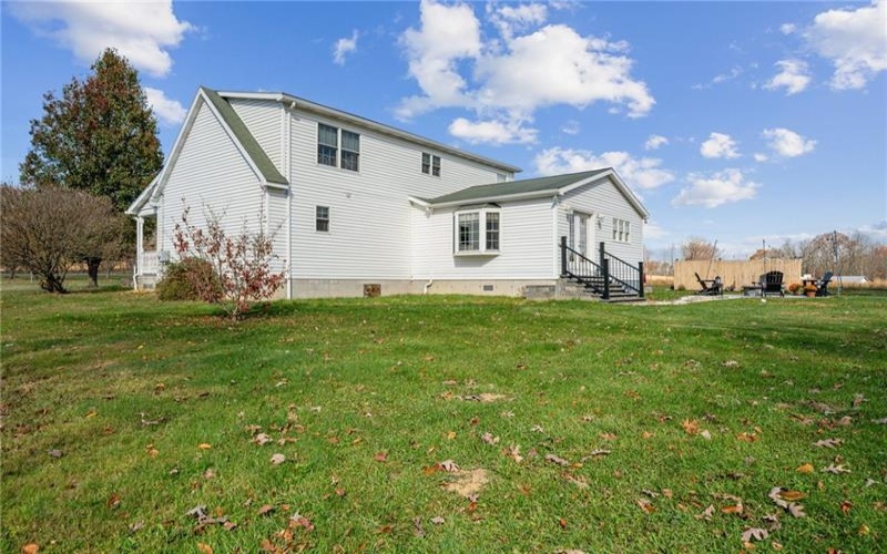 152 Killarney Rd, Mill Run, 15464, 3 Bedrooms Bedrooms, 5 Rooms Rooms,2.1 BathroomsBathrooms,Residential,For Sale,Killarney Rd,1696821