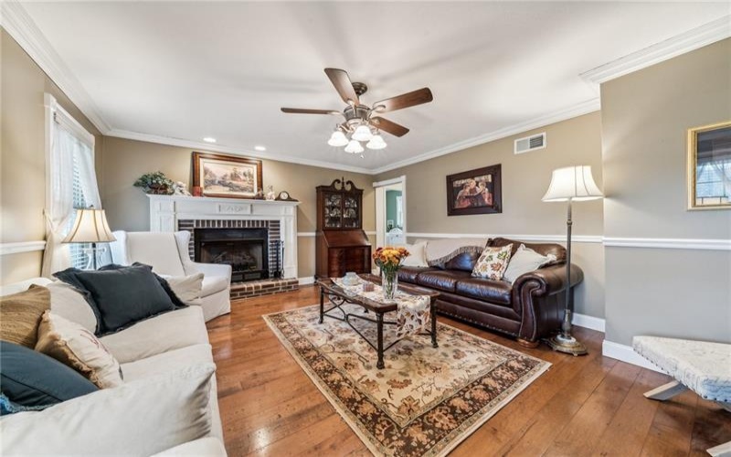 152 Killarney Rd, Mill Run, 15464, 3 Bedrooms Bedrooms, 5 Rooms Rooms,2.1 BathroomsBathrooms,Residential,For Sale,Killarney Rd,1696821