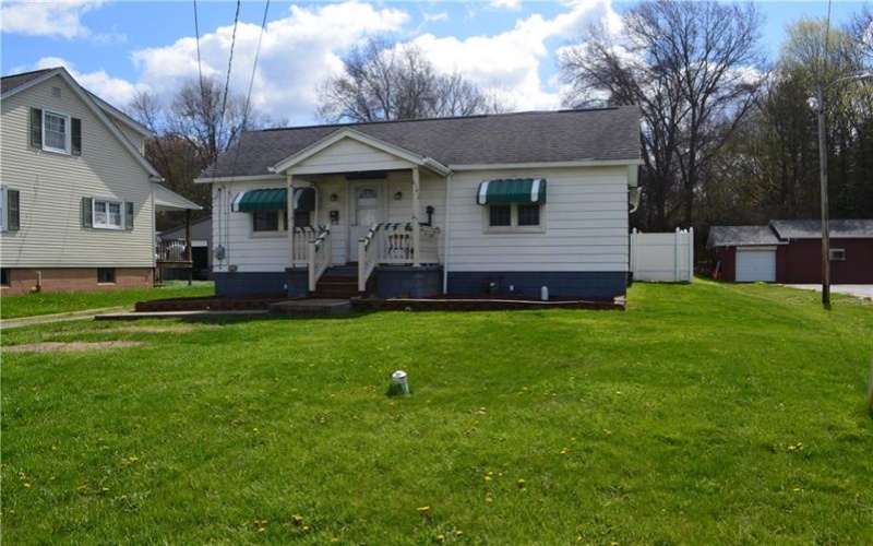 1389 Fayette Ave, Belle Vernon, 15012, 2 Bedrooms Bedrooms, ,1 BathroomBathrooms,Residential,For Sale,Fayette Ave,1696831