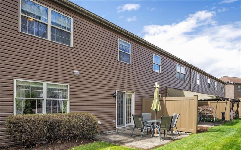 1228 Murry Chase Lane, Murrysville, 15668, 2 Bedrooms Bedrooms, 8 Rooms Rooms,2 BathroomsBathrooms,Residential,For Sale,Murry Chase Lane,1696517