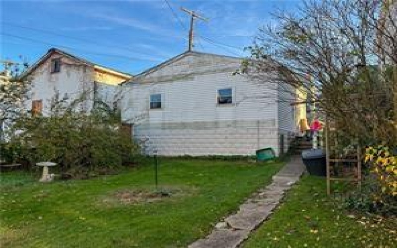 135 Custer Ave, Vandergrift, 15690, 3 Bedrooms Bedrooms, 6 Rooms Rooms,1 BathroomBathrooms,Residential,For Sale,Custer Ave,1696698