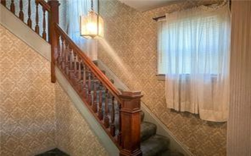 135 Custer Ave, Vandergrift, 15690, 3 Bedrooms Bedrooms, 6 Rooms Rooms,1 BathroomBathrooms,Residential,For Sale,Custer Ave,1696698