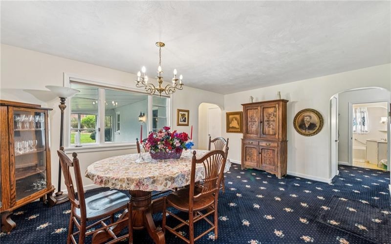 751 Brush Hill Rd, Irwin, 15642, 4 Bedrooms Bedrooms, 10 Rooms Rooms,4 BathroomsBathrooms,Residential,For Sale,Brush Hill Rd,1696733