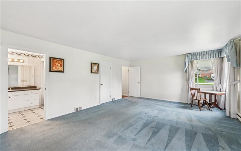751 Brush Hill Rd, Irwin, 15642, 4 Bedrooms Bedrooms, 10 Rooms Rooms,4 BathroomsBathrooms,Residential,For Sale,Brush Hill Rd,1696733