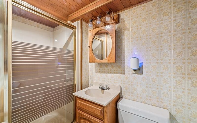 751 Brush Hill Rd, Irwin, 15642, 4 Bedrooms Bedrooms, 10 Rooms Rooms,4 BathroomsBathrooms,Residential,For Sale,Brush Hill Rd,1696733