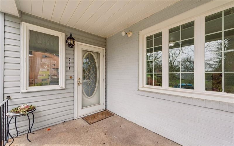 751 Brush Hill Rd, Irwin, 15642, 4 Bedrooms Bedrooms, 10 Rooms Rooms,4 BathroomsBathrooms,Residential,For Sale,Brush Hill Rd,1696733
