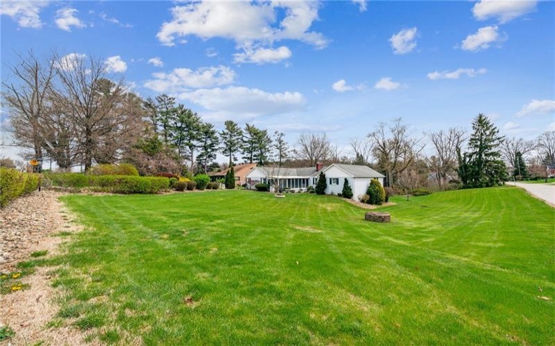 751 Brush Hill Rd, Irwin, 15642, 4 Bedrooms Bedrooms, 10 Rooms Rooms,4 BathroomsBathrooms,Residential,For Sale,Brush Hill Rd,1696733
