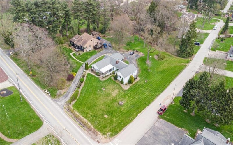 751 Brush Hill Rd, Irwin, 15642, 4 Bedrooms Bedrooms, 10 Rooms Rooms,4 BathroomsBathrooms,Residential,For Sale,Brush Hill Rd,1696733