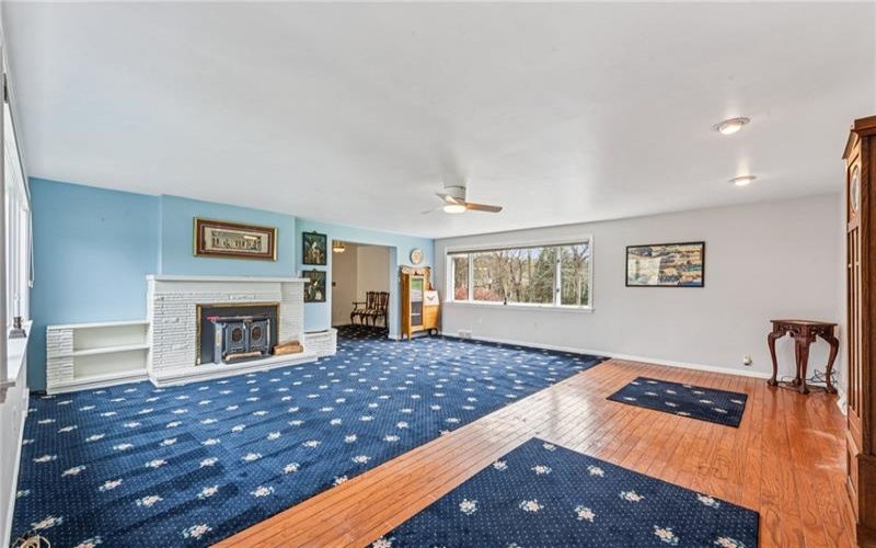 751 Brush Hill Rd, Irwin, 15642, 4 Bedrooms Bedrooms, 10 Rooms Rooms,4 BathroomsBathrooms,Residential,For Sale,Brush Hill Rd,1696733