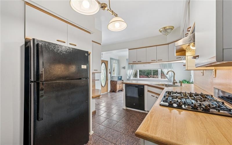 751 Brush Hill Rd, Irwin, 15642, 4 Bedrooms Bedrooms, 10 Rooms Rooms,4 BathroomsBathrooms,Residential,For Sale,Brush Hill Rd,1696733