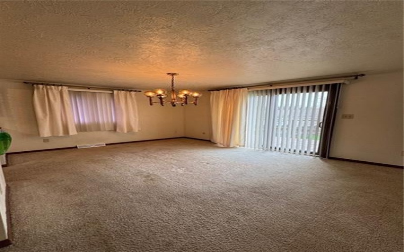 2002 Michael Drive, Irwin, 15642, 2 Bedrooms Bedrooms, 7 Rooms Rooms,2 BathroomsBathrooms,Residential,For Sale,Michael Drive,1696837