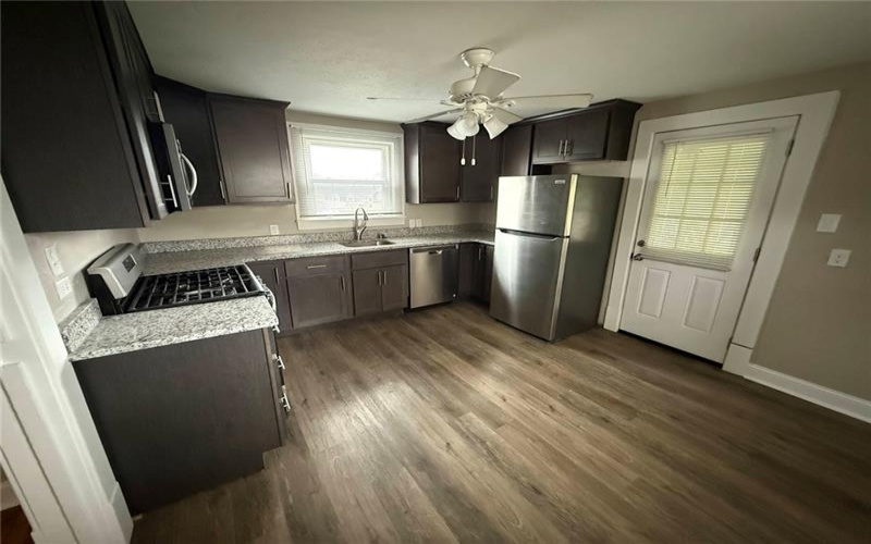 626 Park St, California, 15419, 3 Bedrooms Bedrooms, 9 Rooms Rooms,2 BathroomsBathrooms,Residential,For Sale,Park St,1696944