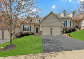 209 MAPLE RIDGE DR, Canonsburg, 15317, 4 Bedrooms Bedrooms, 12 Rooms Rooms,3.1 BathroomsBathrooms,Residential,For Sale,MAPLE RIDGE DR,1696720
