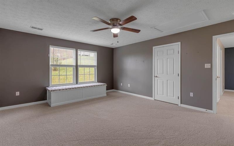 209 MAPLE RIDGE DR, Canonsburg, 15317, 4 Bedrooms Bedrooms, 12 Rooms Rooms,3.1 BathroomsBathrooms,Residential,For Sale,MAPLE RIDGE DR,1696720