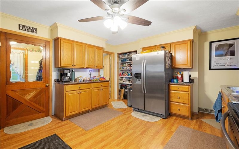 16 Fishpot Road, Vestaburg, 15368, 2 Bedrooms Bedrooms, 5 Rooms Rooms,1 BathroomBathrooms,Residential,For Sale,Fishpot Road,1696799