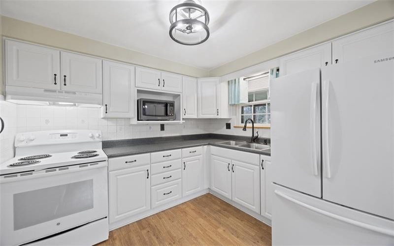 13481 Saint Clair Dr, North Huntingdon, 15642, 3 Bedrooms Bedrooms, 9 Rooms Rooms,1.2 BathroomsBathrooms,Residential,For Sale,Saint Clair Dr,1696888