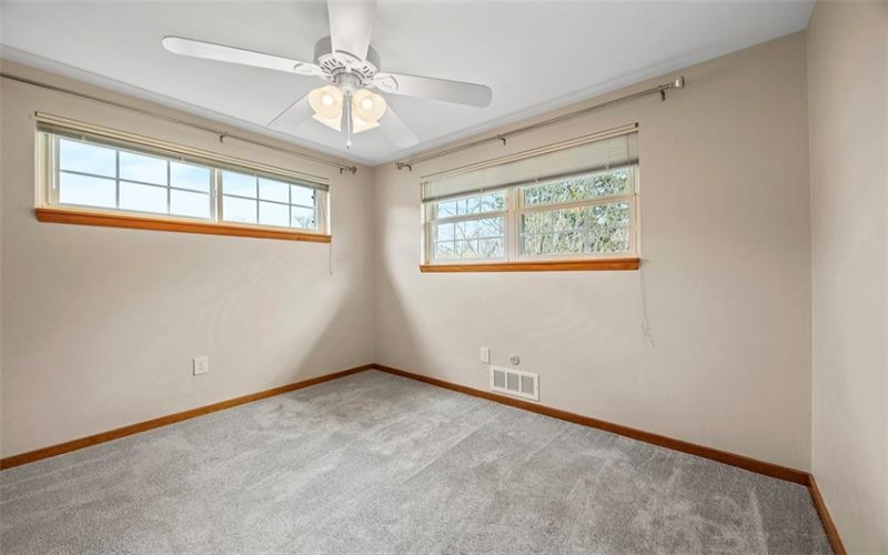 13481 Saint Clair Dr, North Huntingdon, 15642, 3 Bedrooms Bedrooms, 9 Rooms Rooms,1.2 BathroomsBathrooms,Residential,For Sale,Saint Clair Dr,1696888