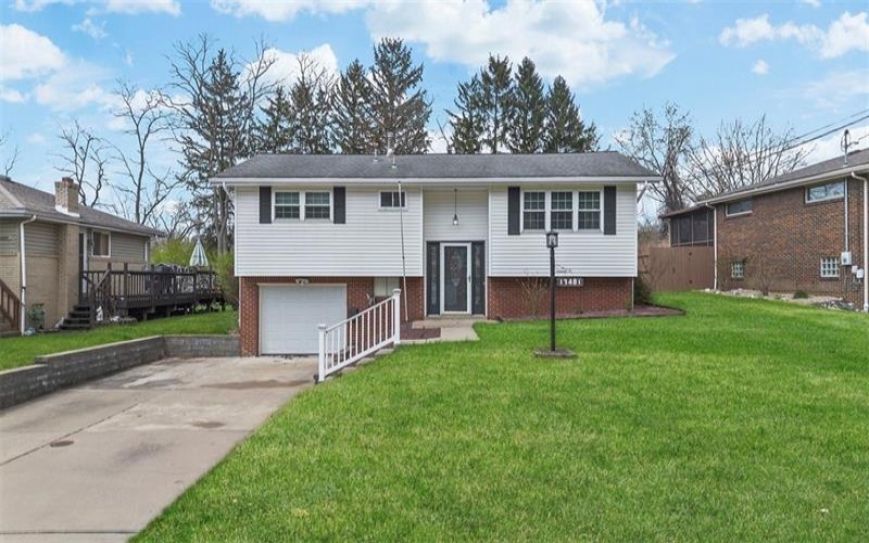 13481 Saint Clair Dr, North Huntingdon, 15642, 3 Bedrooms Bedrooms, 9 Rooms Rooms,1.2 BathroomsBathrooms,Residential,For Sale,Saint Clair Dr,1696888