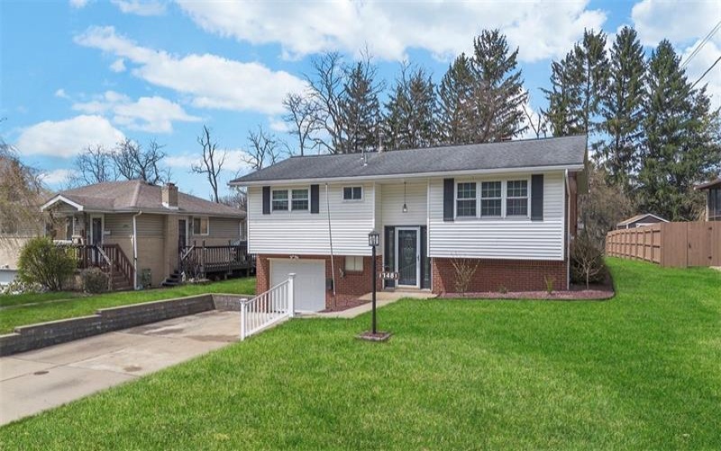 13481 Saint Clair Dr, North Huntingdon, 15642, 3 Bedrooms Bedrooms, 9 Rooms Rooms,1.2 BathroomsBathrooms,Residential,For Sale,Saint Clair Dr,1696888
