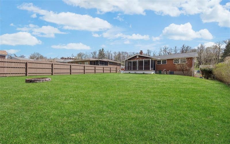 13481 Saint Clair Dr, North Huntingdon, 15642, 3 Bedrooms Bedrooms, 9 Rooms Rooms,1.2 BathroomsBathrooms,Residential,For Sale,Saint Clair Dr,1696888