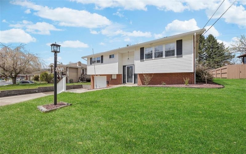 13481 Saint Clair Dr, North Huntingdon, 15642, 3 Bedrooms Bedrooms, 9 Rooms Rooms,1.2 BathroomsBathrooms,Residential,For Sale,Saint Clair Dr,1696888