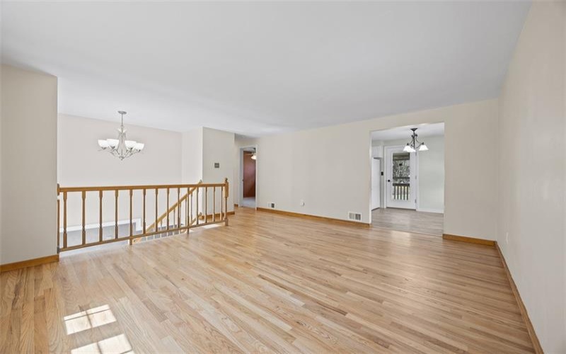 13481 Saint Clair Dr, North Huntingdon, 15642, 3 Bedrooms Bedrooms, 9 Rooms Rooms,1.2 BathroomsBathrooms,Residential,For Sale,Saint Clair Dr,1696888