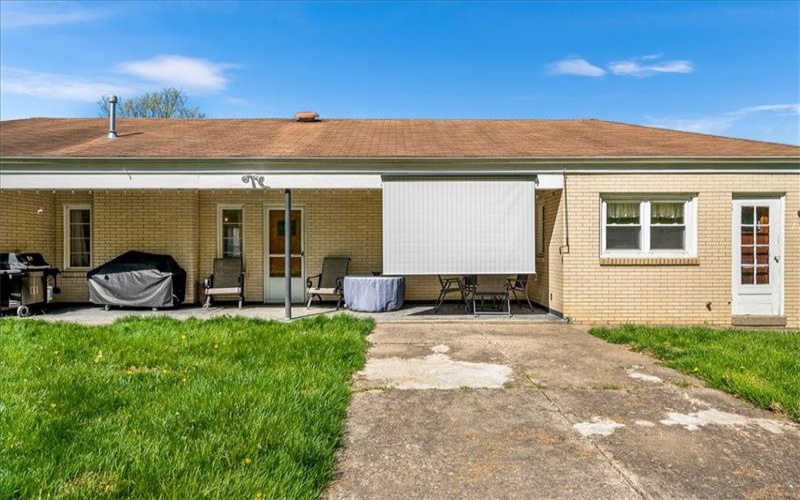 1223 State Road, Monessen, 15062, 3 Bedrooms Bedrooms, 10 Rooms Rooms,2.1 BathroomsBathrooms,Residential,For Sale,State Road,1696999