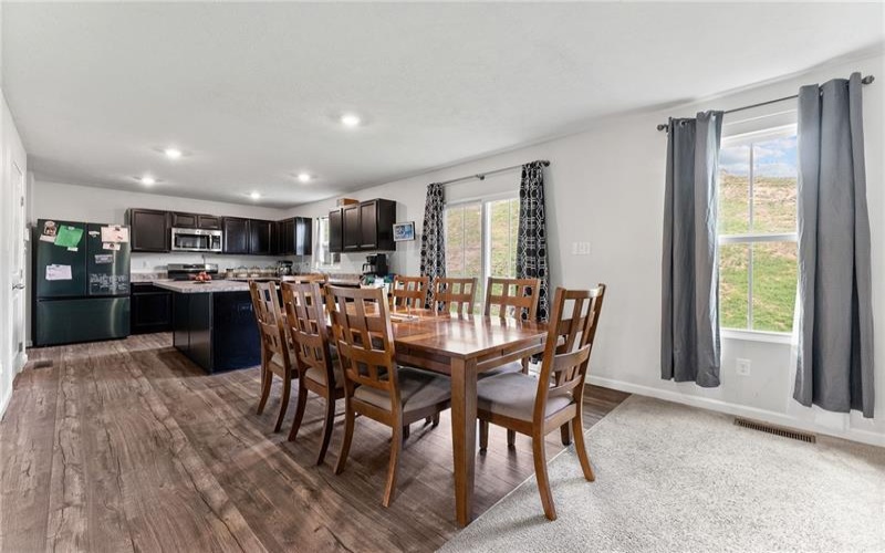 106 Morgan Dr, Washington, 15301, 5 Bedrooms Bedrooms, ,3.1 BathroomsBathrooms,Residential,For Sale,Morgan Dr,1697005