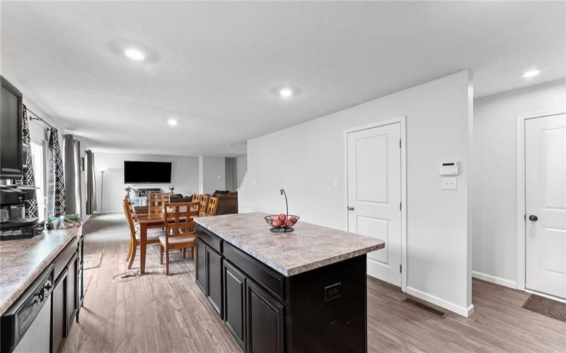 106 Morgan Dr, Washington, 15301, 5 Bedrooms Bedrooms, ,3.1 BathroomsBathrooms,Residential,For Sale,Morgan Dr,1697005