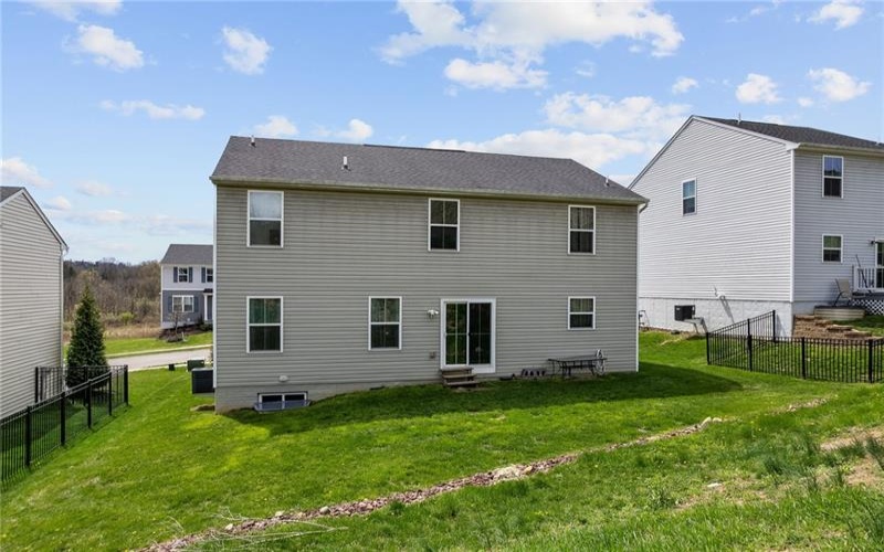 106 Morgan Dr, Washington, 15301, 5 Bedrooms Bedrooms, ,3.1 BathroomsBathrooms,Residential,For Sale,Morgan Dr,1697005