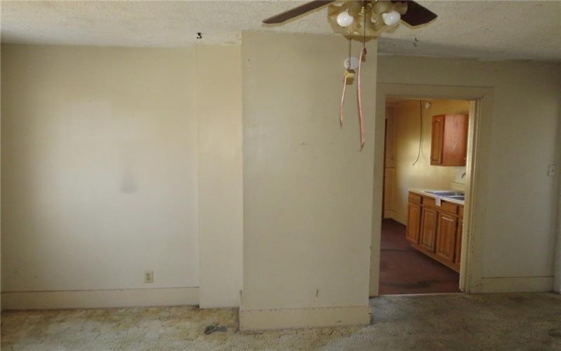 587 Upper Middletown Rd, Smock, 15480, 4 Bedrooms Bedrooms, ,1 BathroomBathrooms,Residential,For Sale,Upper Middletown Rd,1697068