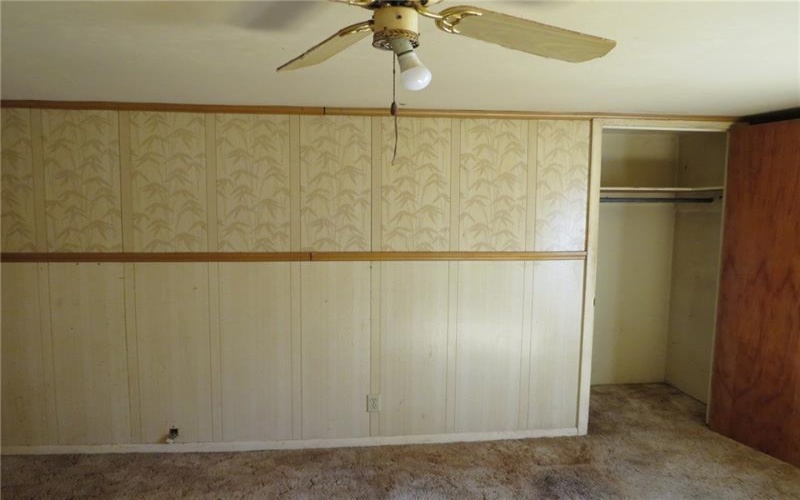 587 Upper Middletown Rd, Smock, 15480, 4 Bedrooms Bedrooms, ,1 BathroomBathrooms,Residential,For Sale,Upper Middletown Rd,1697068