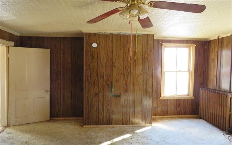 587 Upper Middletown Rd, Smock, 15480, 4 Bedrooms Bedrooms, ,1 BathroomBathrooms,Residential,For Sale,Upper Middletown Rd,1697068