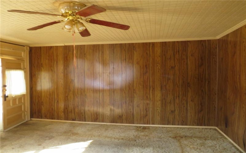 587 Upper Middletown Rd, Smock, 15480, 4 Bedrooms Bedrooms, ,1 BathroomBathrooms,Residential,For Sale,Upper Middletown Rd,1697068