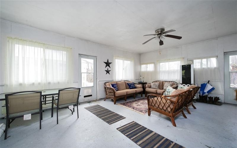 650. Overhead Bridge Rd., Youngwood, 15697, 3 Bedrooms Bedrooms, ,2.1 BathroomsBathrooms,Residential,For Sale,Overhead Bridge Rd.,1696570