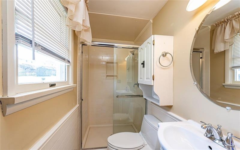 118 CORTLAND, NEW STANTON, 15672, 3 Bedrooms Bedrooms, 8 Rooms Rooms,2 BathroomsBathrooms,Residential,For Sale,CORTLAND,1696578