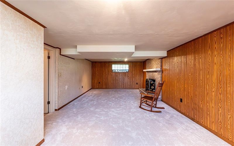 118 CORTLAND, NEW STANTON, 15672, 3 Bedrooms Bedrooms, 8 Rooms Rooms,2 BathroomsBathrooms,Residential,For Sale,CORTLAND,1696578