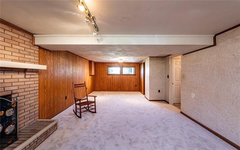 118 CORTLAND, NEW STANTON, 15672, 3 Bedrooms Bedrooms, 8 Rooms Rooms,2 BathroomsBathrooms,Residential,For Sale,CORTLAND,1696578