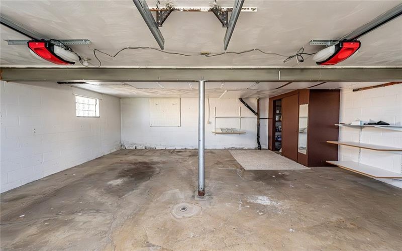 118 CORTLAND, NEW STANTON, 15672, 3 Bedrooms Bedrooms, 8 Rooms Rooms,2 BathroomsBathrooms,Residential,For Sale,CORTLAND,1696578