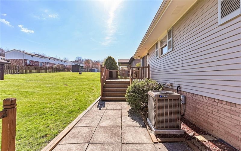118 CORTLAND, NEW STANTON, 15672, 3 Bedrooms Bedrooms, 8 Rooms Rooms,2 BathroomsBathrooms,Residential,For Sale,CORTLAND,1696578