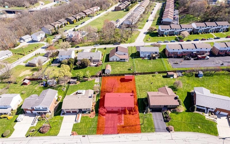 118 CORTLAND, NEW STANTON, 15672, 3 Bedrooms Bedrooms, 8 Rooms Rooms,2 BathroomsBathrooms,Residential,For Sale,CORTLAND,1696578
