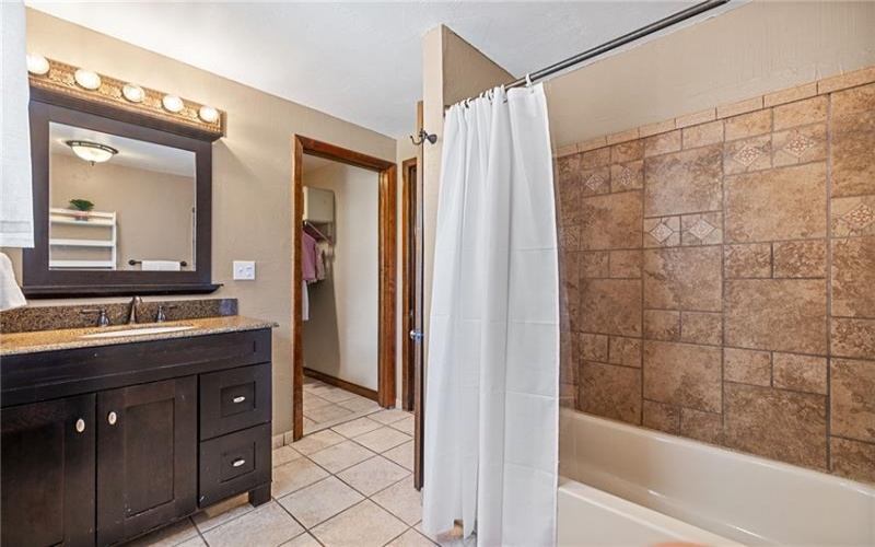 7711 Kifer Ln, Irwin, 15642, 4 Bedrooms Bedrooms, 12 Rooms Rooms,7.1 BathroomsBathrooms,Residential,For Sale,Kifer Ln,1697013